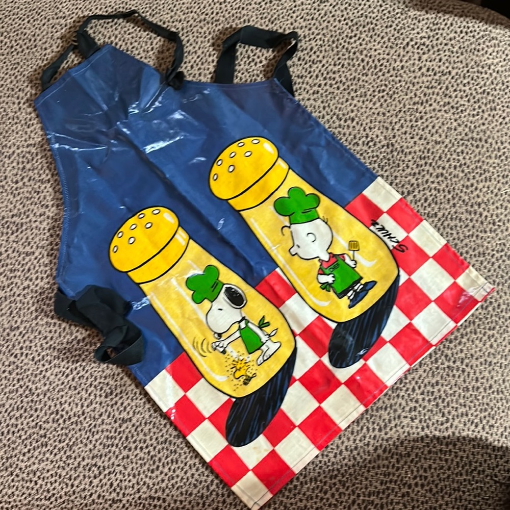 Vintage Peanuts Apron
